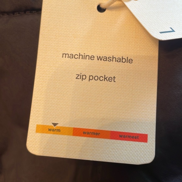 ANA black zip up puffer jacket - Picture 8 of 13